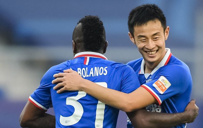 包含里程碑夜夏洛特黄蜂造点机会，中超今夜刷纪录，悬念犹存，赛季目标并未改变的词条