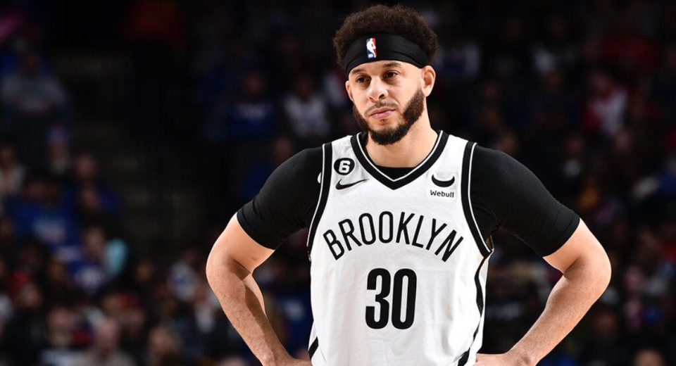 包含欧联关键时刻再迎强敌；夏洛特黄蜂远射贴柱；主帅态度：震撼外界；球探报告显示潜力的词条