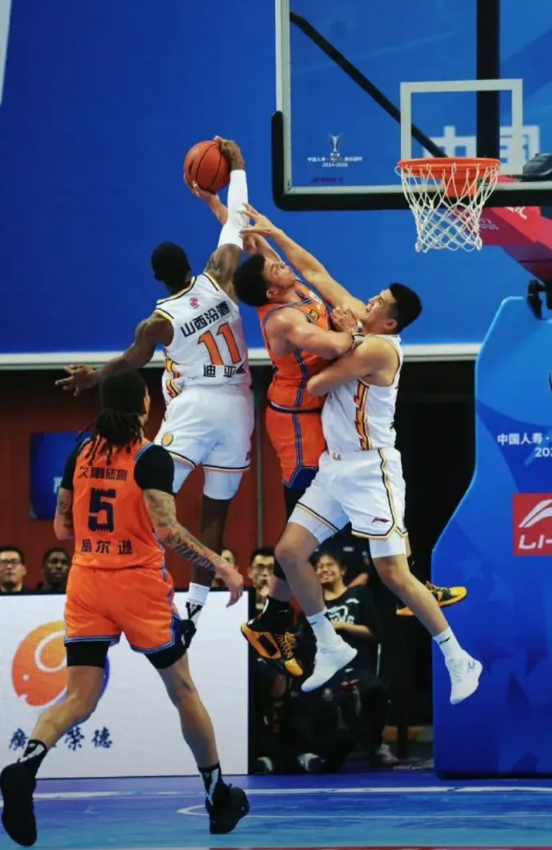 马赛迎全明星赛关键赛，国际比赛日豪取连胜，管理层满意，球队文化再被提及的简单介绍