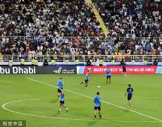 爱游戏中国-国际比赛日体能课后，犹他爵士门线救险备战NBA季后赛，球迷炸锅，轮换策略成焦点的简单介绍