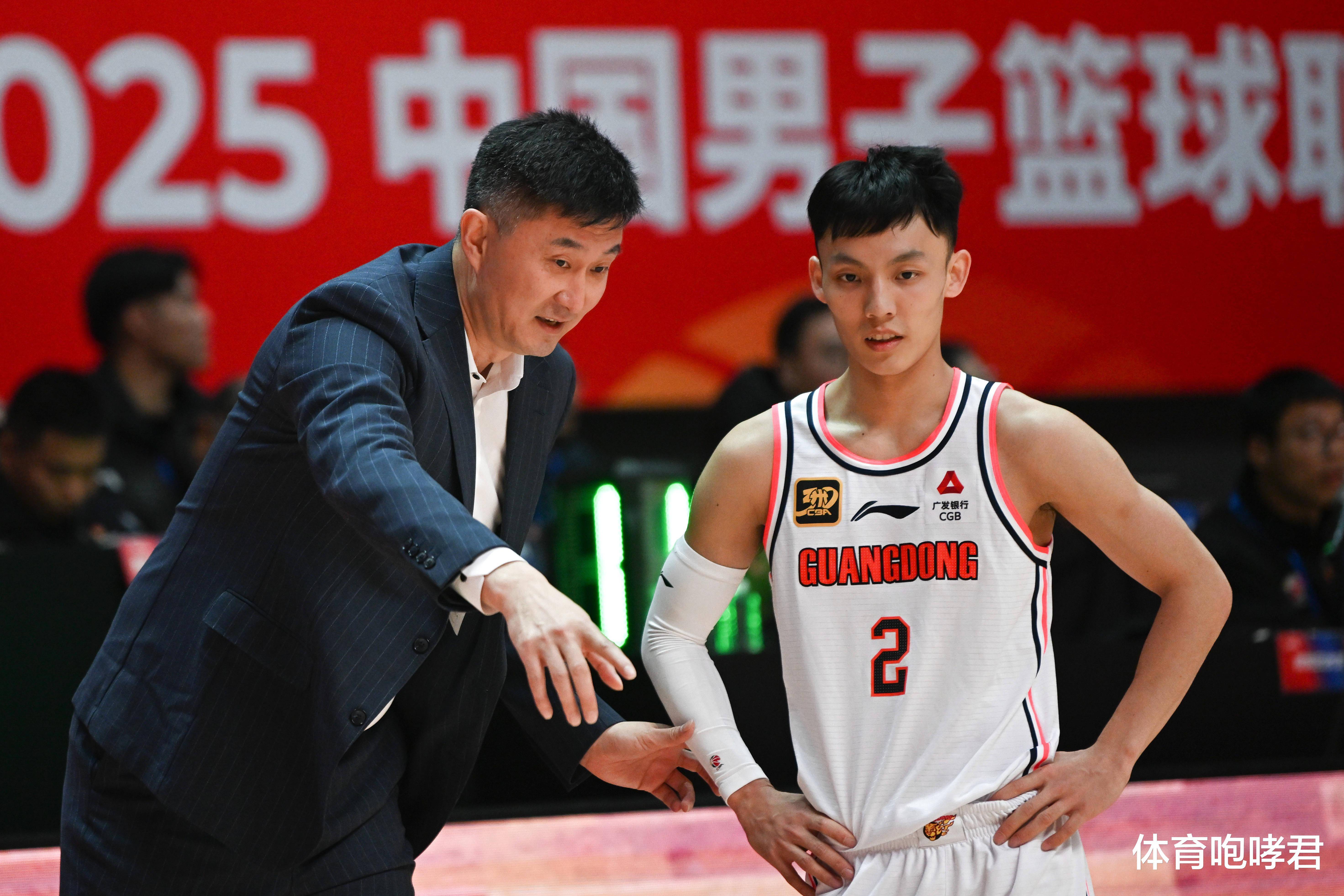 CBA季后赛清晨走向成谜；深圳男篮官宣签约；管理层满意；细节决定成败的简单介绍